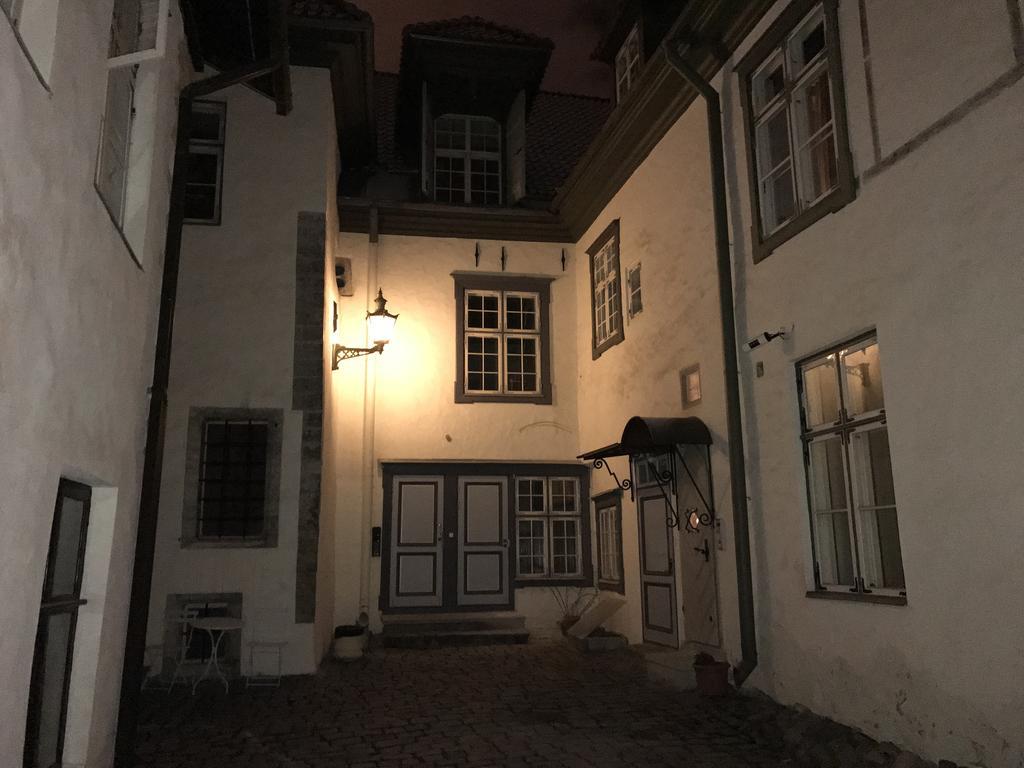 タリンOld Bishop'S Houseアパートメント エクステリア 写真